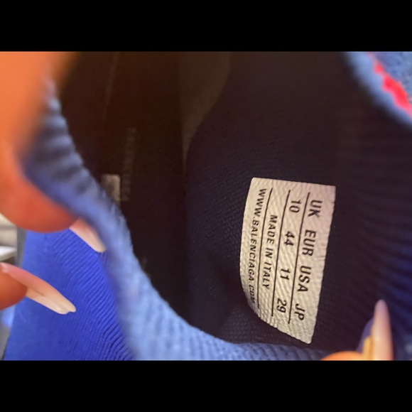 Men’s Balenciaga runners - Picture 6 of 6